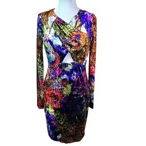 One33 Social NWT Velvet Long Sleeve Cutout Mini Dress Purple Print V Neck Sz 4